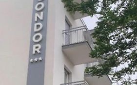 Hotel Condor